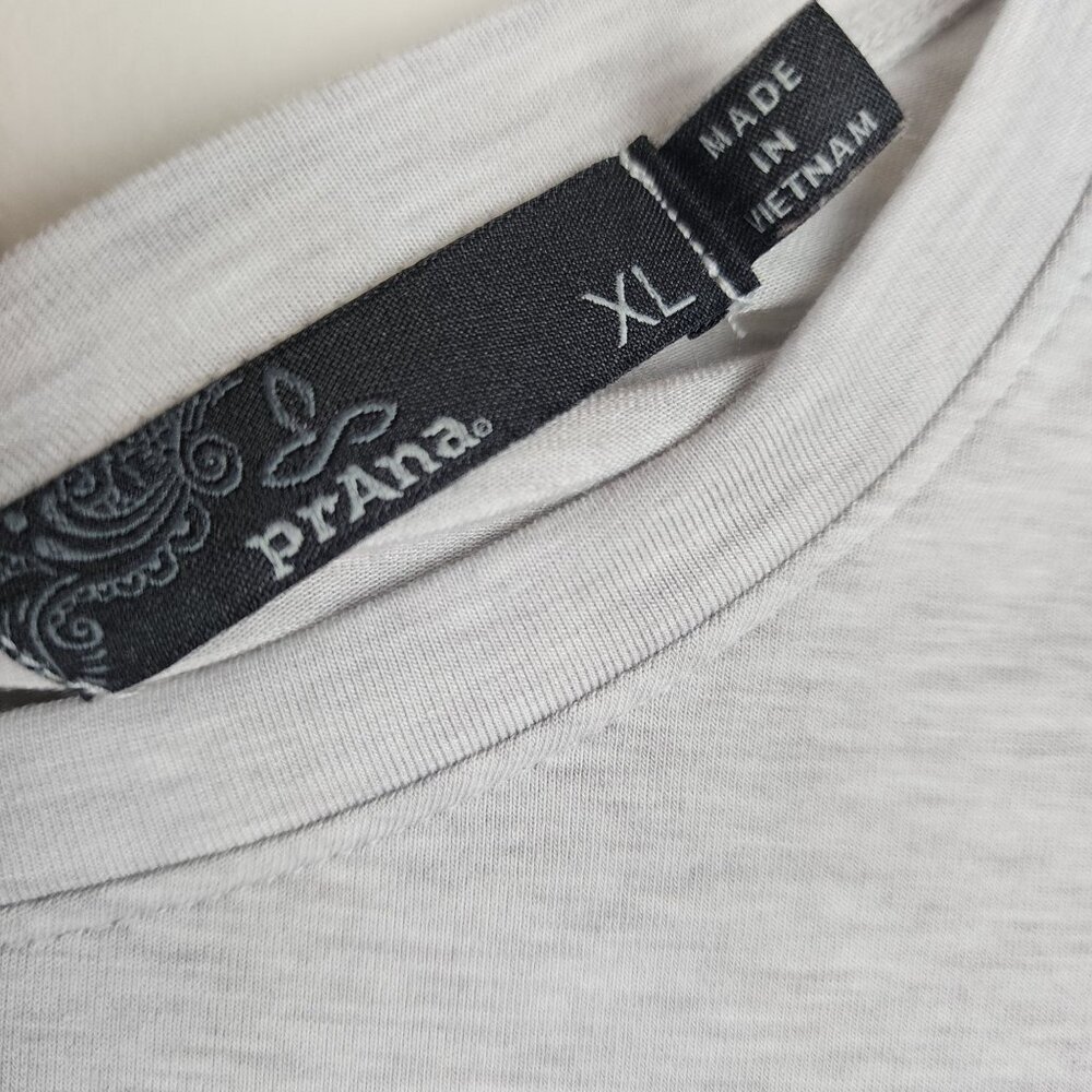 prAna Long Sleeve T-shirt Top Twist Back lightweight Fray XL women - Picture 2 of 8